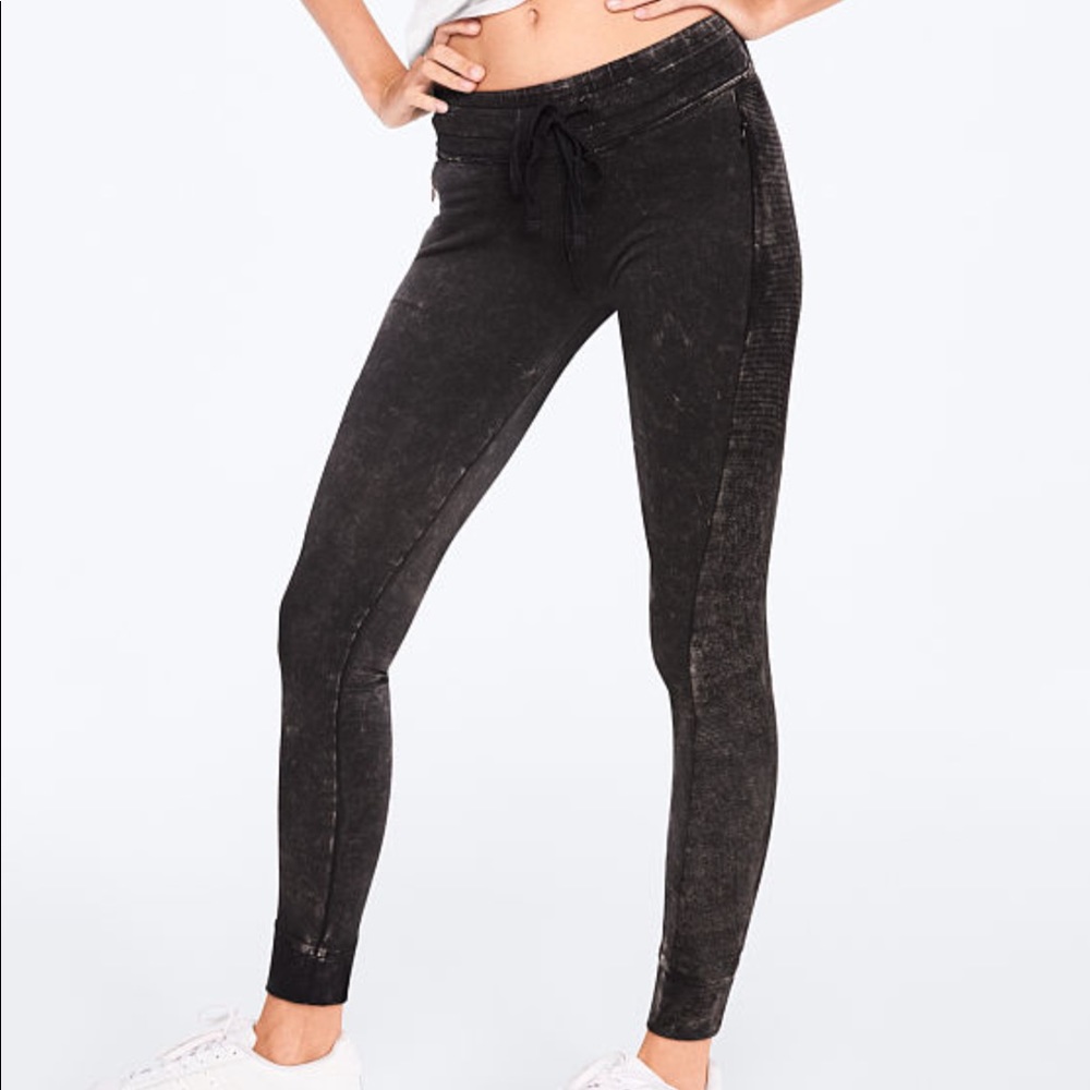 COPY - Pink Victoria’s Secret Cotton Campus Legging